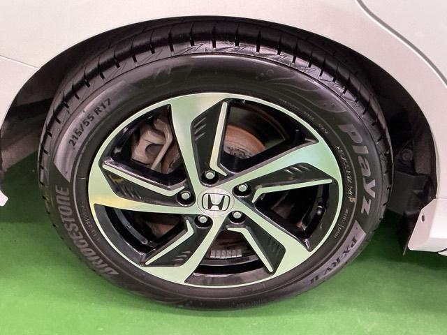 オデッセイ アブソルート・Ｘホンダセンシング　ナビ　Ｒカメラ　後席モニター　フルセグ　両側パワスラドア　記録簿　地デジＴＶ　ＥＣＯＮ　電動シート　サイドエアバッグ　キーフリー　ＤＶＤ再生可　クルーズコントロール　ＬＥＤヘッドライト　横滑り防止（32枚目）