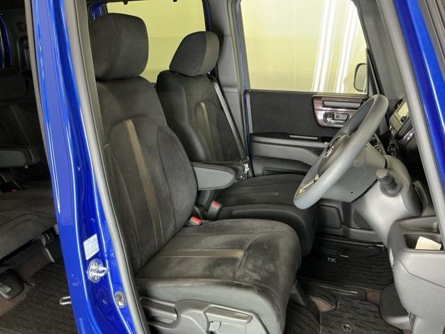 Ｎ－ＢＯＸカスタム Ｇ・ＥＸホンダセンシング　ドラレコ　Ｒカメラ　ＣＤ　ワンセグ　衝突被害軽減装置　エアコン　盗難防止システム　ＰＷ　両側スライド片側電動ドア　ドライブレコーダー　キーフリーシステム　サイドエアバッグ　ＡＢＳ　ＥＴＣ付き　スマキー（21枚目）