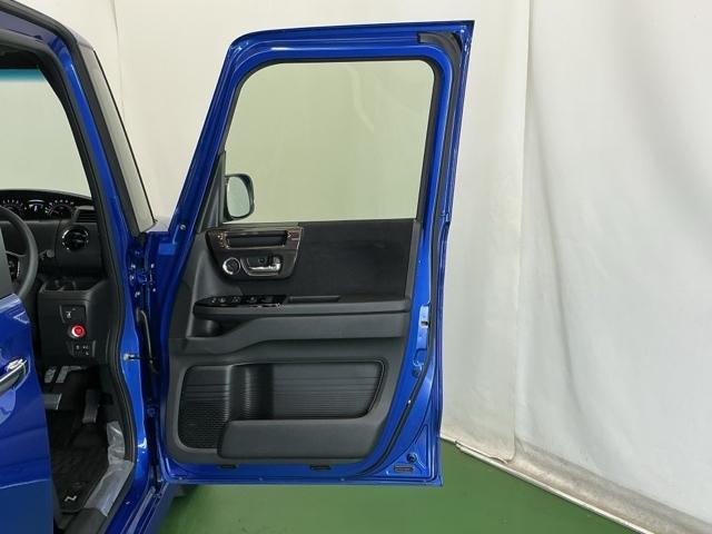 Ｎ－ＢＯＸカスタム Ｇ・ＥＸホンダセンシング　ドラレコ　Ｒカメラ　ＣＤ　ワンセグ　衝突被害軽減装置　エアコン　盗難防止システム　ＰＷ　両側スライド片側電動ドア　ドライブレコーダー　キーフリーシステム　サイドエアバッグ　ＡＢＳ　ＥＴＣ付き　スマキー（53枚目）