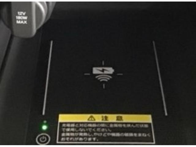 ヴェゼル ｅ：ＨＥＶＺ　ナビ　Ｒカメラ　ブルートゥース　フルセグ　衝突回避支援ブレーキ機能　スマキ　Ｐトランク　フルオートエアコン　エアバッグ　両席エアバック　記録簿付　パワーウィンドウ　ＬＥＤランプ　ソナー　クルーズＣ（20枚目）