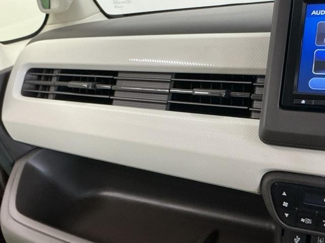 Ｎ－ＢＯＸ Ｌ　ナビ　Ｒカメラ　ブルートゥース　フルセグ　衝突回避支援ブレーキ　Ｉ－ＳＴＯＰ　クリソナ　ＰＷ　パワステ　Ｓヒーター　スマ－トキ－　Ｂカメ　地デジＴＶ　横滑り防止　整備記録簿　ＬＥＤライト　エアコン付き（63枚目）