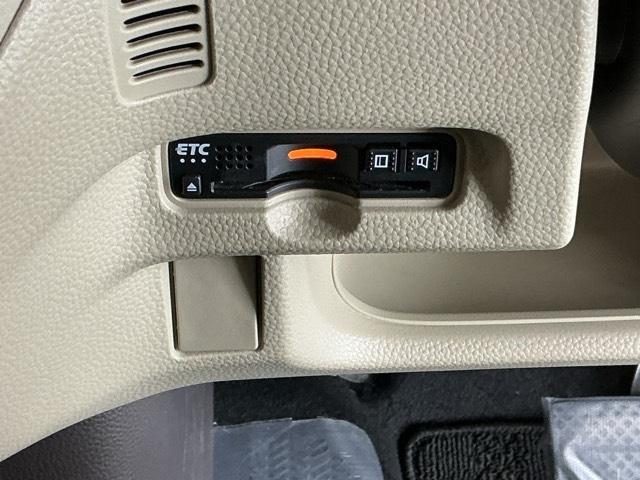 Ｎ－ＢＯＸ Ｇ・Ｌホンダセンシング　ナビ　Ｒカメラ　ブルートゥース　フルセグ　レーダブレーキ　Ａストップ　ＥＳＣ　キーフリーシステム　ＬＥＤライト　オートライト　バックＭ　ＵＳＢ　スマートキー　クルコン　ＥＴＣ　両席エアバック　エアコン（13枚目）