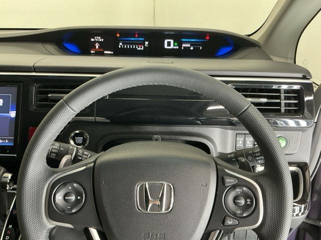 ステップワゴン モデューロＸ　ドラレコ　ナビ　Ｒカメラ　後席モニター　ターボ　エアバッグ　キーレス　サイドエアバック　ＤＶＤ再生可能　オートエアコン　ＬＥＤヘッドライト　３列シート　スマキー　オートクルーズ　両側パワースライドドア（23枚目）