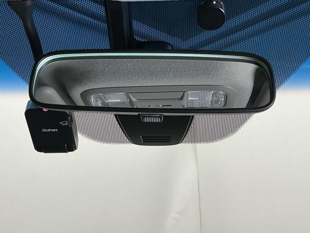 ステップワゴン モデューロＸ　ドラレコ　ナビ　Ｒカメラ　後席モニター　ターボ　エアバッグ　キーレス　サイドエアバック　ＤＶＤ再生可能　オートエアコン　ＬＥＤヘッドライト　３列シート　スマキー　オートクルーズ　両側パワースライドドア（74枚目）