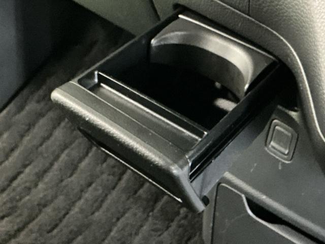 N-BOXカスタム Lターボスタイル+ブラック ナビ Rカメラ ブルートゥース フルセグ ベンチS ターボエンジン コーナーセンサ スマ-トキ- エアバック 横滑り防止機能 サイドカーテンエアバック USB接続 クルーズコントロール 地デジ AAC(67枚目)