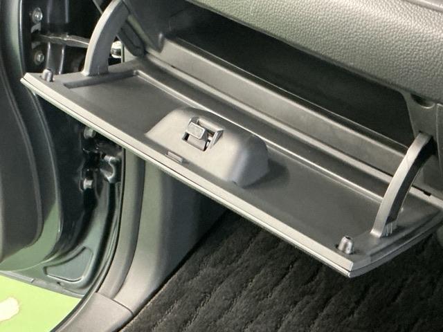 N-BOXカスタム Lターボスタイル+ブラック ナビ Rカメラ ブルートゥース フルセグ ベンチS ターボエンジン コーナーセンサ スマ-トキ- エアバック 横滑り防止機能 サイドカーテンエアバック USB接続 クルーズコントロール 地デジ AAC(70枚目)