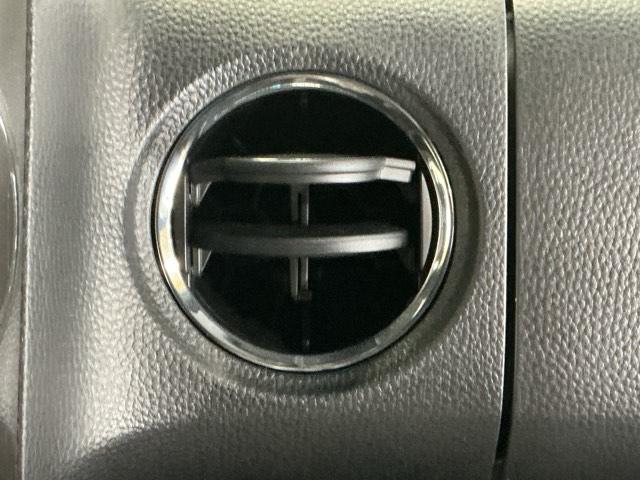 N-BOXカスタム Lターボスタイル+ブラック ナビ Rカメラ ブルートゥース フルセグ ベンチS ターボエンジン コーナーセンサ スマ-トキ- エアバック 横滑り防止機能 サイドカーテンエアバック USB接続 クルーズコントロール 地デジ AAC(72枚目)