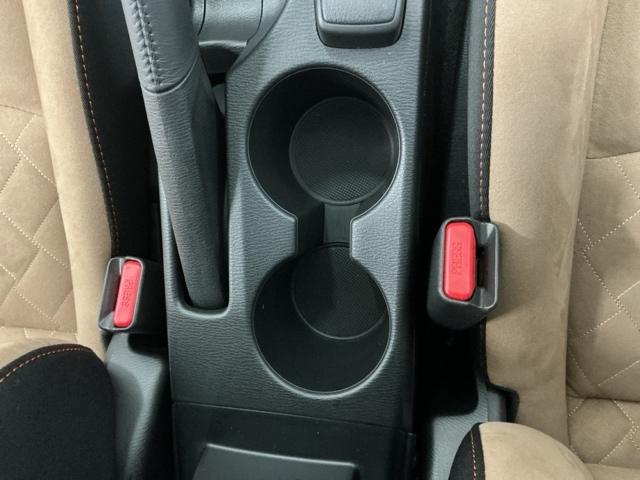 デミオ １３Ｓ　ディスプレイオーディオ　Ｒカメラ　ＣＤ　整備記録簿　アイスト　アドバンスドキー　キーレススタート　ＶＳＡ　盗難防止システム　マニュアルエアコン　ＬＥＤライト　ＡＢＳ　運転席エアバッグ　パワーウィンド（16枚目）