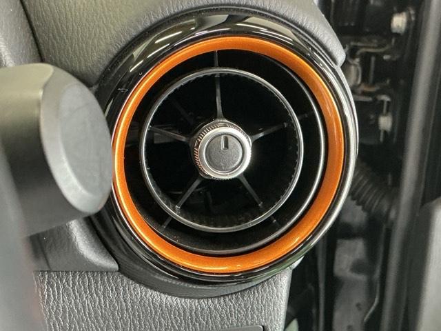 デミオ １３Ｓ　ディスプレイオーディオ　Ｒカメラ　ＣＤ　整備記録簿　アイスト　アドバンスドキー　キーレススタート　ＶＳＡ　盗難防止システム　マニュアルエアコン　ＬＥＤライト　ＡＢＳ　運転席エアバッグ　パワーウィンド（44枚目）