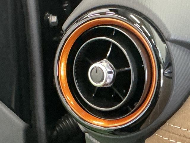 デミオ １３Ｓ　ディスプレイオーディオ　Ｒカメラ　ＣＤ　整備記録簿　アイスト　アドバンスドキー　キーレススタート　ＶＳＡ　盗難防止システム　マニュアルエアコン　ＬＥＤライト　ＡＢＳ　運転席エアバッグ　パワーウィンド（46枚目）