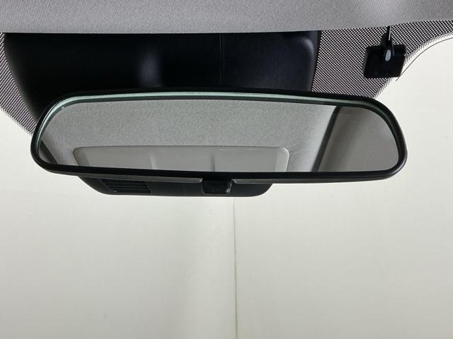 デミオ １３Ｓ　ディスプレイオーディオ　Ｒカメラ　ＣＤ　整備記録簿　アイスト　アドバンスドキー　キーレススタート　ＶＳＡ　盗難防止システム　マニュアルエアコン　ＬＥＤライト　ＡＢＳ　運転席エアバッグ　パワーウィンド（49枚目）