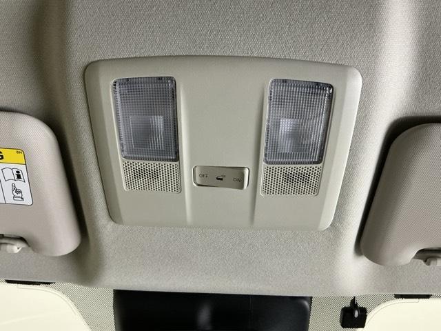 デミオ １３Ｓ　ディスプレイオーディオ　Ｒカメラ　ＣＤ　整備記録簿　アイスト　アドバンスドキー　キーレススタート　ＶＳＡ　盗難防止システム　マニュアルエアコン　ＬＥＤライト　ＡＢＳ　運転席エアバッグ　パワーウィンド（50枚目）