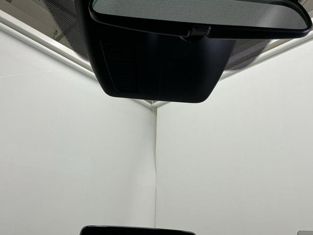 デミオ １３Ｓ　ディスプレイオーディオ　Ｒカメラ　ＣＤ　整備記録簿　アイスト　アドバンスドキー　キーレススタート　ＶＳＡ　盗難防止システム　マニュアルエアコン　ＬＥＤライト　ＡＢＳ　運転席エアバッグ　パワーウィンド（61枚目）