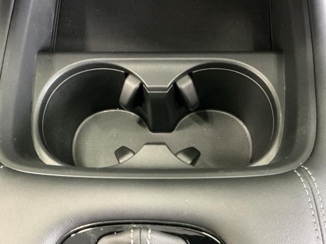 ＺＲ－Ｖ Ｘ　ドラレコ　ナビ　Ｒカメラ　ブルートゥース　クリアランスソナー　地デジ　Ｂカメ　オートクルーズコントロール　ＥＳＣ　サイドカーテンエアバック　エアコン　整備記録簿　盗難防止装置　アイドリングストップ（18枚目）