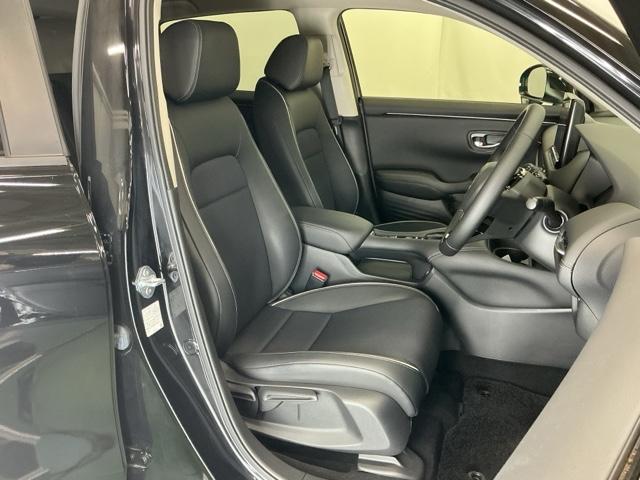 ＺＲ－Ｖ Ｘ　ドラレコ　ナビ　Ｒカメラ　ブルートゥース　クリアランスソナー　地デジ　Ｂカメ　オートクルーズコントロール　ＥＳＣ　サイドカーテンエアバック　エアコン　整備記録簿　盗難防止装置　アイドリングストップ（22枚目）