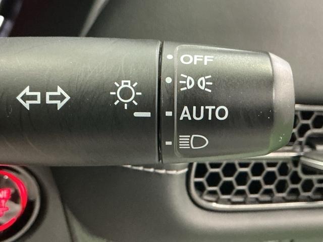 ＺＲ－Ｖ Ｘ　ドラレコ　ナビ　Ｒカメラ　ブルートゥース　クリアランスソナー　地デジ　Ｂカメ　オートクルーズコントロール　ＥＳＣ　サイドカーテンエアバック　エアコン　整備記録簿　盗難防止装置　アイドリングストップ（25枚目）