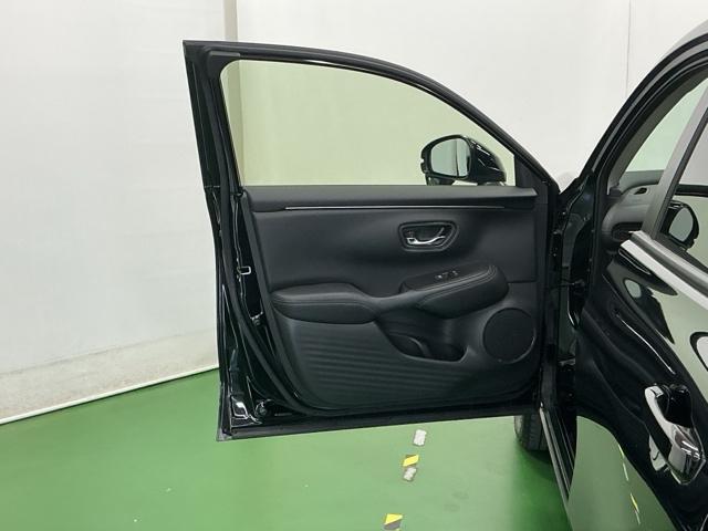 ＺＲ－Ｖ Ｘ　ドラレコ　ナビ　Ｒカメラ　ブルートゥース　クリアランスソナー　地デジ　Ｂカメ　オートクルーズコントロール　ＥＳＣ　サイドカーテンエアバック　エアコン　整備記録簿　盗難防止装置　アイドリングストップ（49枚目）