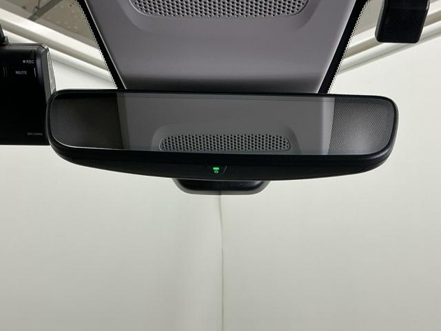 ＺＲ－Ｖ Ｘ　ドラレコ　ナビ　Ｒカメラ　ブルートゥース　クリアランスソナー　地デジ　Ｂカメ　オートクルーズコントロール　ＥＳＣ　サイドカーテンエアバック　エアコン　整備記録簿　盗難防止装置　アイドリングストップ（72枚目）