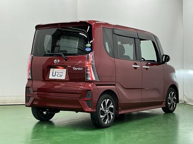 タント カスタムＸ　ディスプレイオーディオ　ＣＤ　アルミホイール　３６０°カメラ　衝突軽減ブレーキ　アイドリングストップ機能　盗難警報装置　ＬＥＤ　キーレスエントリー　スマキー　エアコン　Ｗエアバッグ　ＡＵＴＯライト（8枚目）