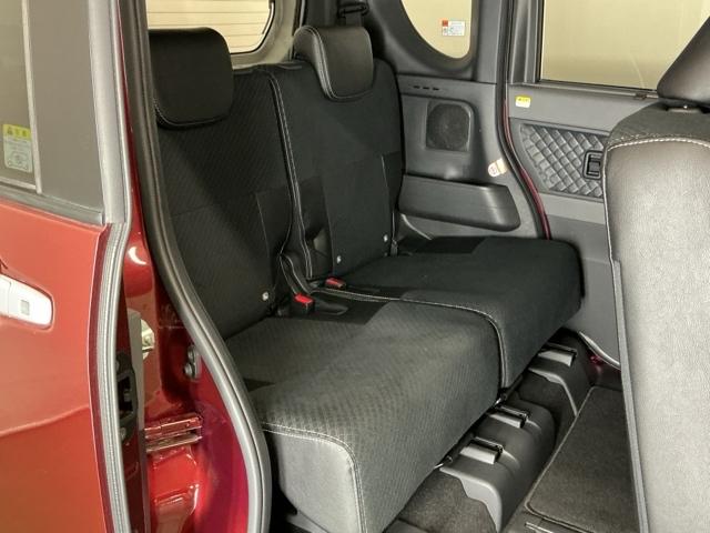 タント カスタムＸ　ディスプレイオーディオ　ＣＤ　アルミホイール　３６０°カメラ　衝突軽減ブレーキ　アイドリングストップ機能　盗難警報装置　ＬＥＤ　キーレスエントリー　スマキー　エアコン　Ｗエアバッグ　ＡＵＴＯライト（18枚目）