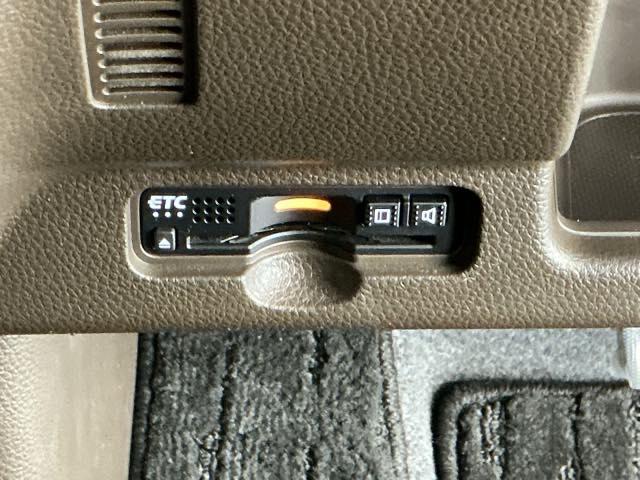 ＥＴＣ付いてます。ＥＴＣが使用可能な道路通行料はキャッシュレスでスマートに走行できます。再セットアップして納車致します