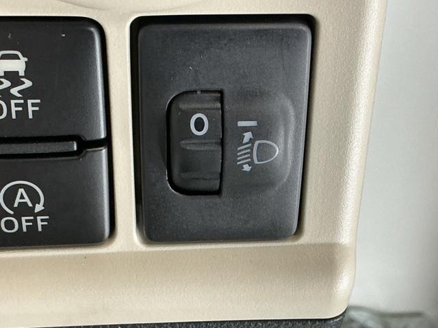 ムーヴキャンバス ＸＳＡＩＩ　ナビ　Ｒカメラ　ブルートゥース　フルセグ　衝突軽減ブレーキサポート　盗難防止　両スライドドア　アイドリングＳＴＯＰ　バックモニター付き　ＥＴＣ車載器　ＤＶＤ　横滑り防止機能　スマートキー　キーフリー（57枚目）