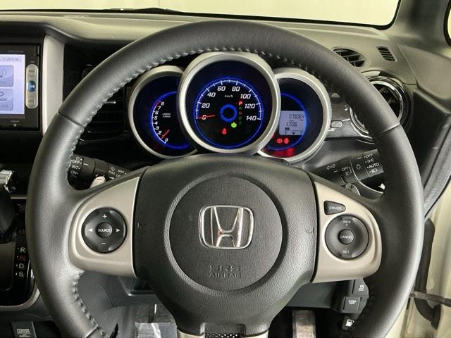 Ｎ－ＢＯＸカスタム ＧターボＳＳパッケージ　ナビ　Ｒカメラ　ブルートゥース　ＥＴＣ　ＥＣＯＮ　Ｂモニター　スマートエントリー　ＶＳＡ　盗難防止システム　ＡＡＣ　オートクルーズコントロール　サイドカーテンエアバック　パワステ　Ｗエアバッグ　ＤＶＤ（19枚目）