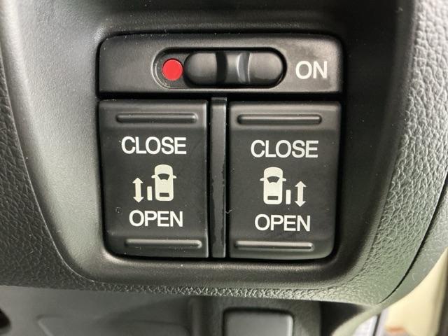 Ｎ－ＢＯＸカスタム ＧターボＳＳパッケージ　ナビ　Ｒカメラ　ブルートゥース　ＥＴＣ　ＥＣＯＮ　Ｂモニター　スマートエントリー　ＶＳＡ　盗難防止システム　ＡＡＣ　オートクルーズコントロール　サイドカーテンエアバック　パワステ　Ｗエアバッグ　ＤＶＤ（21枚目）