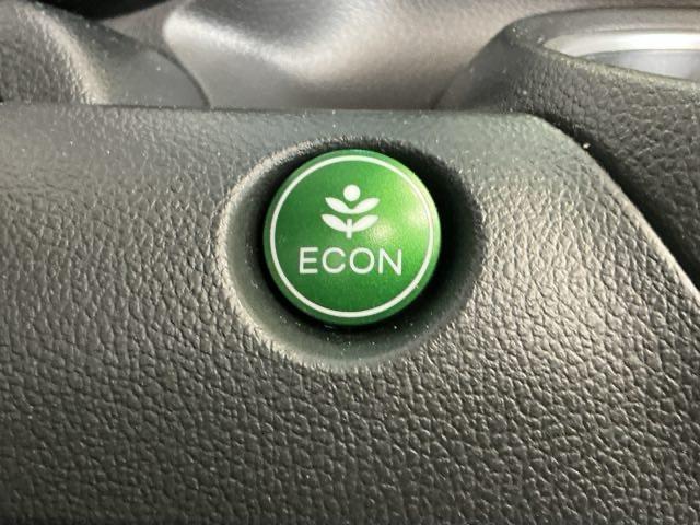 Ｎ－ＢＯＸカスタム ＧターボＳＳパッケージ　ナビ　Ｒカメラ　ブルートゥース　ＥＴＣ　ＥＣＯＮ　Ｂモニター　スマートエントリー　ＶＳＡ　盗難防止システム　ＡＡＣ　オートクルーズコントロール　サイドカーテンエアバック　パワステ　Ｗエアバッグ　ＤＶＤ（23枚目）