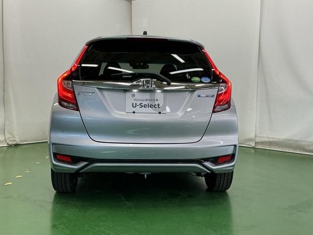 フィットハイブリッド Lホンダセンシング ドラレコ LEDヘッドライト CD ETC 軽減ブレーキ サイドSRS 横滑り防止 ドライブレコーダー パワーステアリング 盗難防止装置 オートクルーズ ABS 助手席エアバッグ パワーウィンドウ(9枚目)