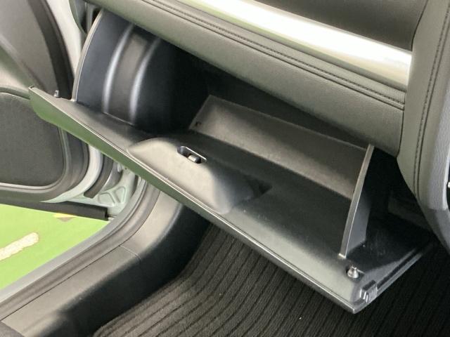 フィットハイブリッド Lホンダセンシング ドラレコ LEDヘッドライト CD ETC 軽減ブレーキ サイドSRS 横滑り防止 ドライブレコーダー パワーステアリング 盗難防止装置 オートクルーズ ABS 助手席エアバッグ パワーウィンドウ(54枚目)