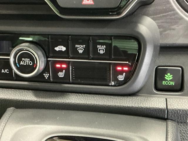 Ｎ－ＯＮＥ プレミアムツアラー　ディスプレイオーディオ　Ｒカメラ　ＴＶ　Ｐセンサー　ターボエンジン　カーテンエアバック　記録簿　ＬＥＤランプ　クルコン　前席シートヒーター　イモビ　Ｗエアバッグ　フルオートエアコン　エアバック　ＡＢＳ（13枚目）