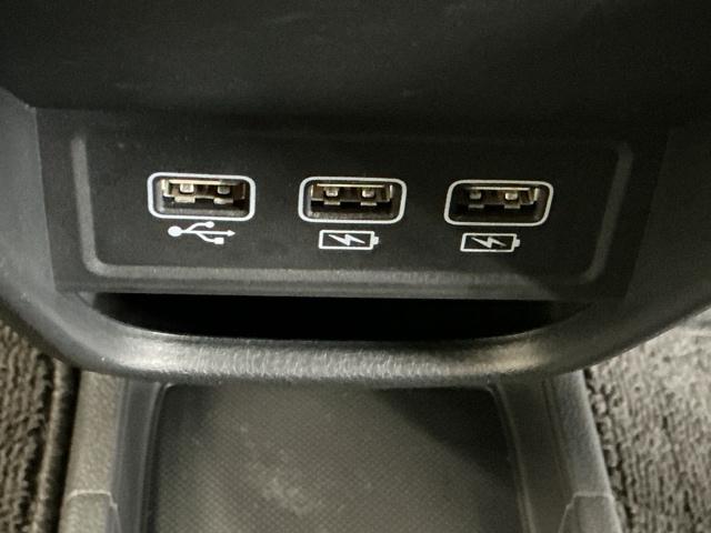 Ｎ－ＯＮＥ プレミアムツアラー　ディスプレイオーディオ　Ｒカメラ　ＴＶ　Ｐセンサー　ターボエンジン　カーテンエアバック　記録簿　ＬＥＤランプ　クルコン　前席シートヒーター　イモビ　Ｗエアバッグ　フルオートエアコン　エアバック　ＡＢＳ（51枚目）