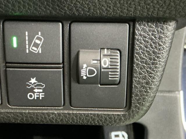 Ｎ－ＯＮＥ プレミアムツアラー　ディスプレイオーディオ　Ｒカメラ　ＴＶ　Ｐセンサー　ターボエンジン　カーテンエアバック　記録簿　ＬＥＤランプ　クルコン　前席シートヒーター　イモビ　Ｗエアバッグ　フルオートエアコン　エアバック　ＡＢＳ（53枚目）