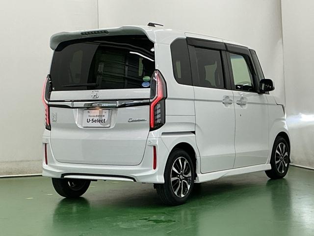 N-BOXカスタム G・Lホンダセンシング ドラレコ ナビ Rカメラ ブルートゥース 地デジTV 整備記録簿 助手席エアバッグ キーレス シートH アイドリングST セキュリティーアラーム スマ-トキ- リアカメラ ETC 前車追従機能 USB(8枚目)