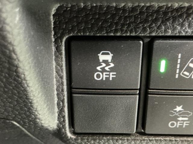 N-BOXカスタム G・Lホンダセンシング ドラレコ ナビ Rカメラ ブルートゥース 地デジTV 整備記録簿 助手席エアバッグ キーレス シートH アイドリングST セキュリティーアラーム スマ-トキ- リアカメラ ETC 前車追従機能 USB(27枚目)