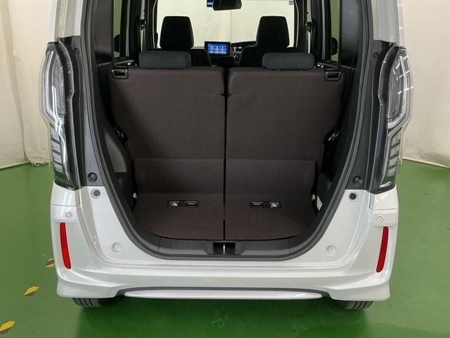 N-BOXカスタム G・Lホンダセンシング ドラレコ ナビ Rカメラ ブルートゥース 地デジTV 整備記録簿 助手席エアバッグ キーレス シートH アイドリングST セキュリティーアラーム スマ-トキ- リアカメラ ETC 前車追従機能 USB(32枚目)