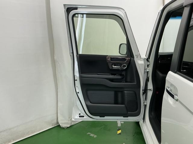 N-BOXカスタム G・Lホンダセンシング ドラレコ ナビ Rカメラ ブルートゥース 地デジTV 整備記録簿 助手席エアバッグ キーレス シートH アイドリングST セキュリティーアラーム スマ-トキ- リアカメラ ETC 前車追従機能 USB(54枚目)