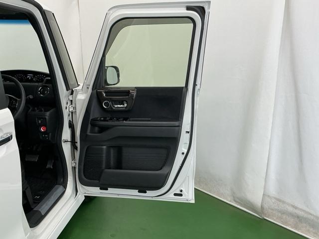 N-BOXカスタム G・Lホンダセンシング ドラレコ ナビ Rカメラ ブルートゥース 地デジTV 整備記録簿 助手席エアバッグ キーレス シートH アイドリングST セキュリティーアラーム スマ-トキ- リアカメラ ETC 前車追従機能 USB(55枚目)