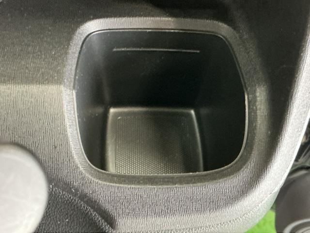 N-ONE プレミアム あんしんパッケージ HID ETC クルコン 運転席エアバック 横滑防止 イモビライザー 助手席エアバック パワーステ フルオートエアコン スマ-トキ- キーレス サイドエアバック ABS 記録簿(15枚目)