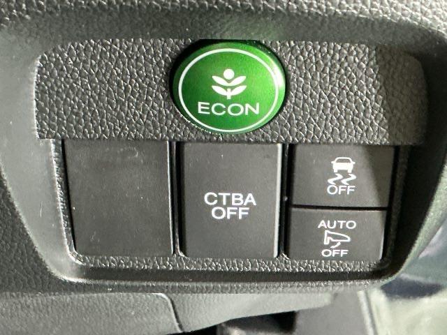 N-ONE プレミアム あんしんパッケージ HID ETC クルコン 運転席エアバック 横滑防止 イモビライザー 助手席エアバック パワーステ フルオートエアコン スマ-トキ- キーレス サイドエアバック ABS 記録簿(24枚目)