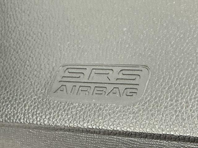 N-ONE プレミアム あんしんパッケージ HID ETC クルコン 運転席エアバック 横滑防止 イモビライザー 助手席エアバック パワーステ フルオートエアコン スマ-トキ- キーレス サイドエアバック ABS 記録簿(50枚目)