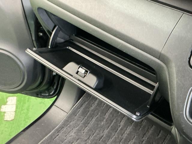 N-ONE プレミアム あんしんパッケージ HID ETC クルコン 運転席エアバック 横滑防止 イモビライザー 助手席エアバック パワーステ フルオートエアコン スマ-トキ- キーレス サイドエアバック ABS 記録簿(62枚目)