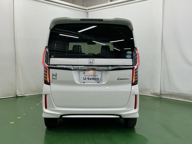 N-BOXカスタム G・Lホンダセンシング ナビ Rカメラ ブルートゥース フルセグ 地デジTV 整備記録簿 助手席エアバッグ キーレス アイドリングST セキュリティーアラーム スマ-トキ- リアカメラ ETC 前車追従機能 サイドエアバッグ(9枚目)