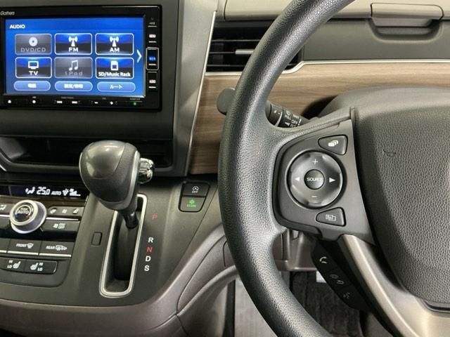 フリード G・ホンダセンシング ドラレコ ナビ Rカメラ ブルートゥース Fセグ 追突被害軽減ブレーキ iストップ Wエアバッグ パワーウィンドウ アクティブクルーズコントロール スマートキ カラーバックモニター 整備点検記録簿(3枚目)