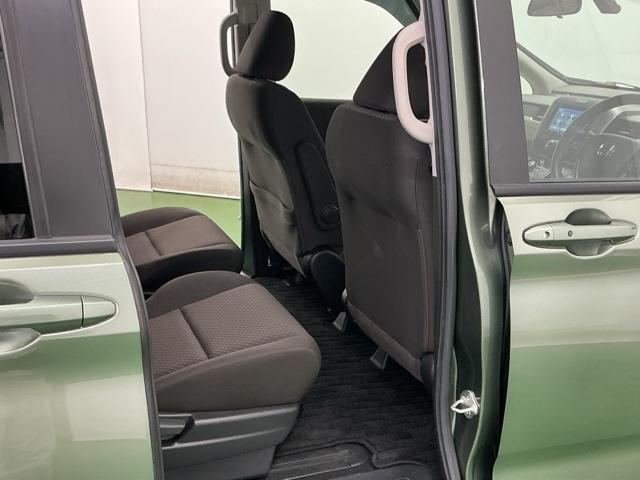 フリード G・ホンダセンシング ドラレコ ナビ Rカメラ ブルートゥース Fセグ 追突被害軽減ブレーキ iストップ Wエアバッグ パワーウィンドウ アクティブクルーズコントロール スマートキ カラーバックモニター 整備点検記録簿(52枚目)