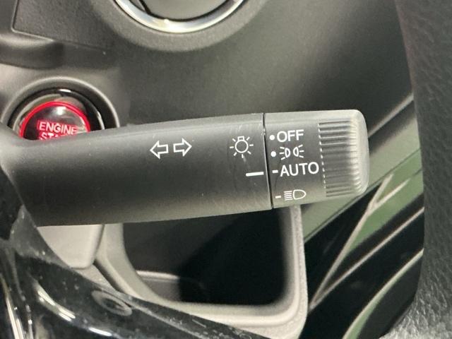 Ｎ－ＢＯＸカスタム ベースグレード　ドラレコ　ナビ　Ｒカメラ　ブルートゥース　ＵＳＢ接続　ＣＭＢＳ　Ｄレコ　ベンチシート　オートエアコン　スマートキ　ＬＥＤ　盗難防止装置　クルコン　ＥＴＣ　バックカメラ　フルセグＴＶ　パワーステアリング（27枚目）