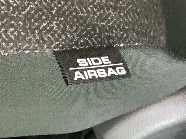 Ｎ－ＢＯＸカスタム ベースグレード　ドラレコ　ナビ　Ｒカメラ　ブルートゥース　ＵＳＢ接続　ＣＭＢＳ　Ｄレコ　ベンチシート　オートエアコン　スマートキ　ＬＥＤ　盗難防止装置　クルコン　ＥＴＣ　バックカメラ　フルセグＴＶ　パワーステアリング（56枚目）