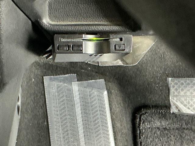 フィットハイブリッド Fパッケージ ナビ Rカメラ ブルートゥース TV CD 盗難警報装置 記録簿有り AUTOエアコン 助手席エアバック ECON ETC付き リヤカメラ ABS付 横滑り防止システム キーレスエントリー ワンセグ(13枚目)