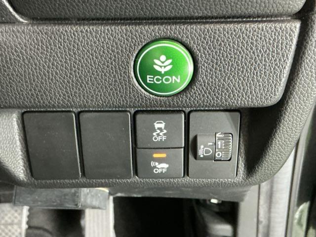 フィットハイブリッド Fパッケージ ナビ Rカメラ ブルートゥース TV CD 盗難警報装置 記録簿有り AUTOエアコン 助手席エアバック ECON ETC付き リヤカメラ ABS付 横滑り防止システム キーレスエントリー ワンセグ(22枚目)